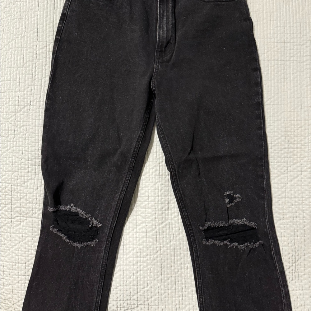 Abercrombie & Fitch Black ankle Straight Leg Jeans with Distressed Details